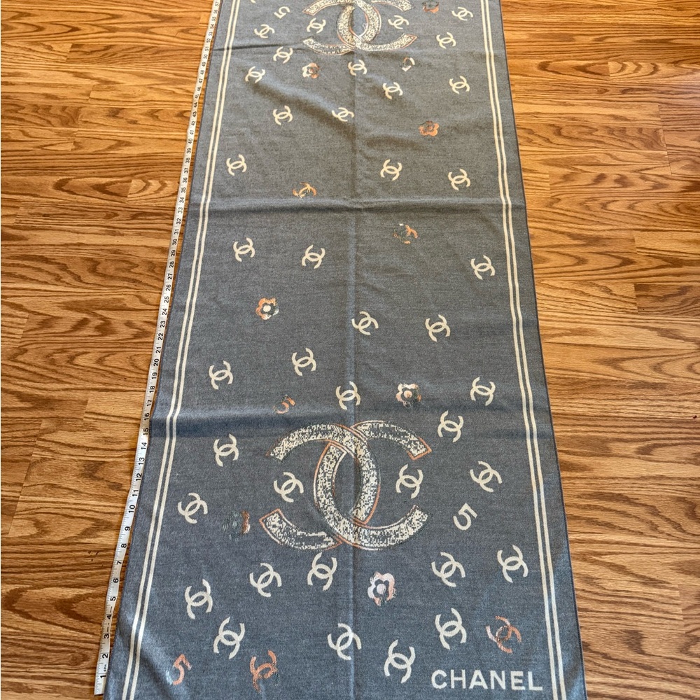 CHANEL Gray and White Logo Scarf big wrap